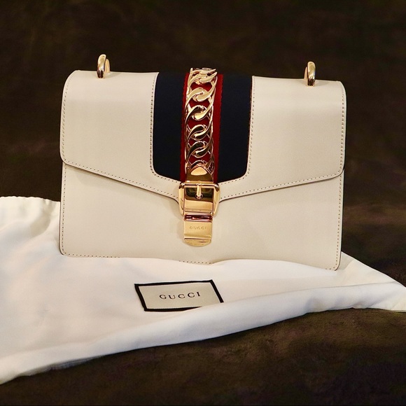 Gucci Sylvie White Small Shoulder Bag - Picture 3 of 16
